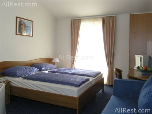 Viktorija Hotel 10